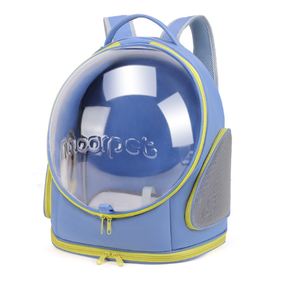 Pet travel backpack with ventilation